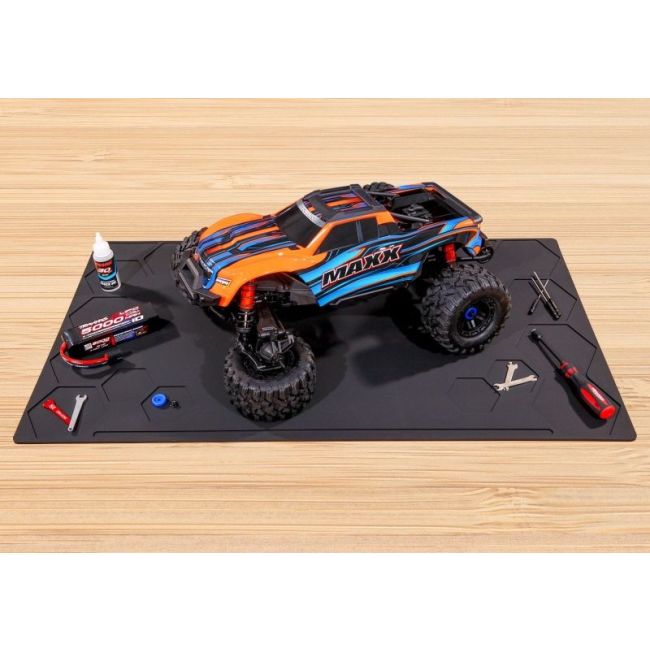 koop Robuuste rubberen mat zwart 92x51cm by Traxxas for only € 44,95 in TRX 2700 tot 3499 at Bliek Modelbouw, Bliek Modelbouw. Beschikbaar