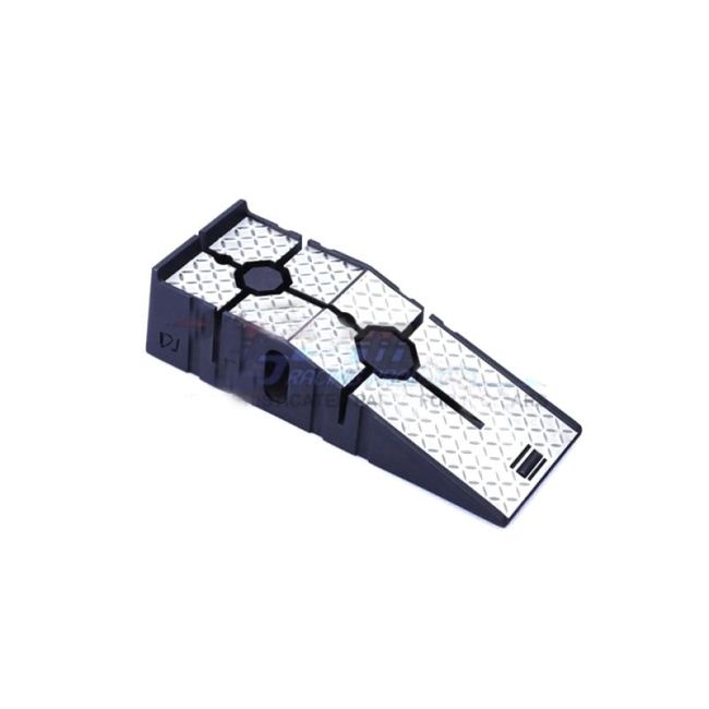 SCALE ACCESSORIES: WHEEL RAMP -1PC black