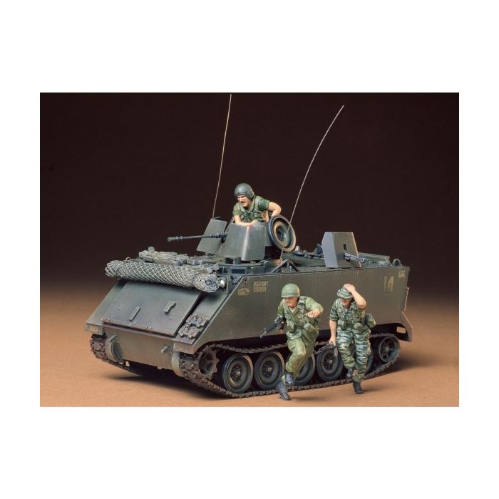 1:35 US M113 ACAV Sturmangriff (3)