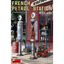 FRENCH PETROL STATION 1930-40S 1:35 (6/20) *