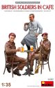 Miniart - Britse soldaten in Cafe